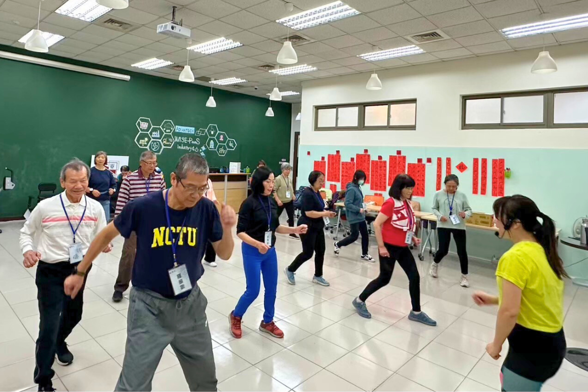 From Gandaulogy Academy to Gong Academy, NYCU has created a platform for seniors and people of all ages to learn and thrive together, realizing a social innovation blueprint that realizes seniors do not retreat but start over instead.